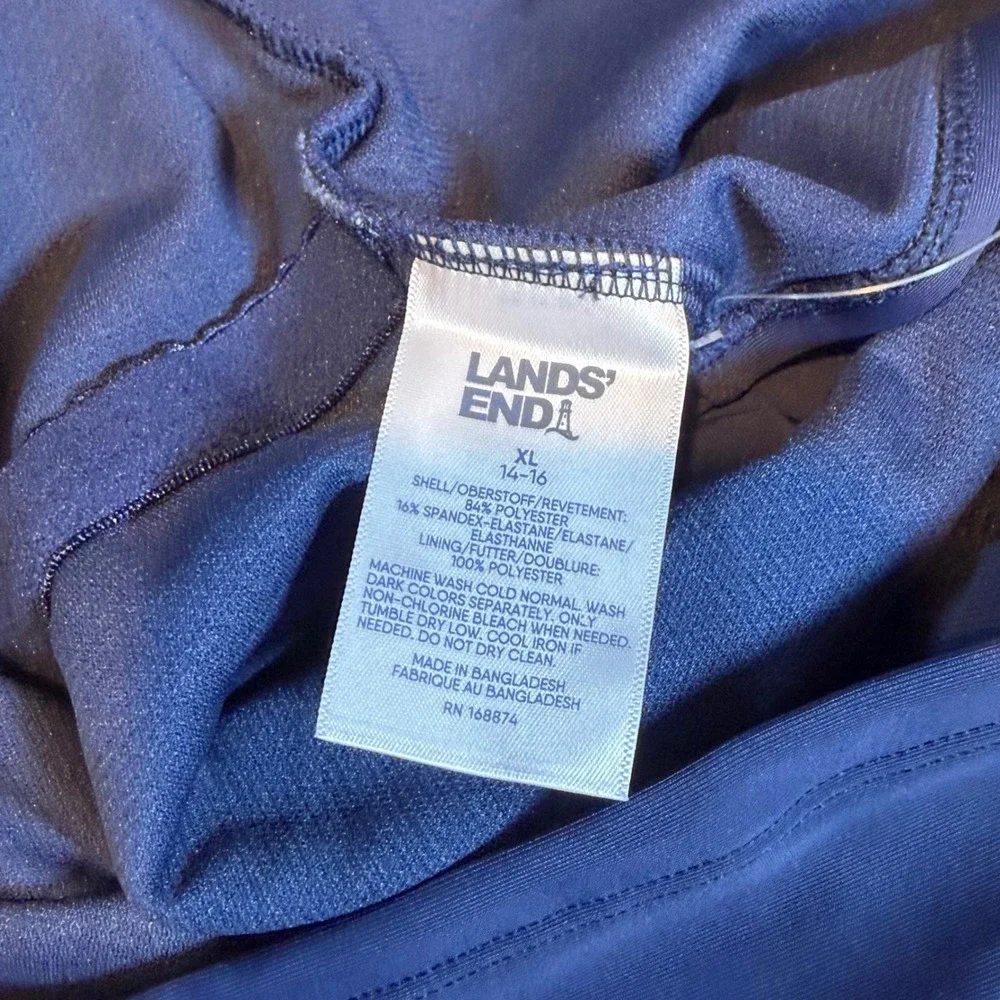 Lands End Girls Deep Sea Navy Racerback Tankini Swim Top XL 14-16 LK000360AC
